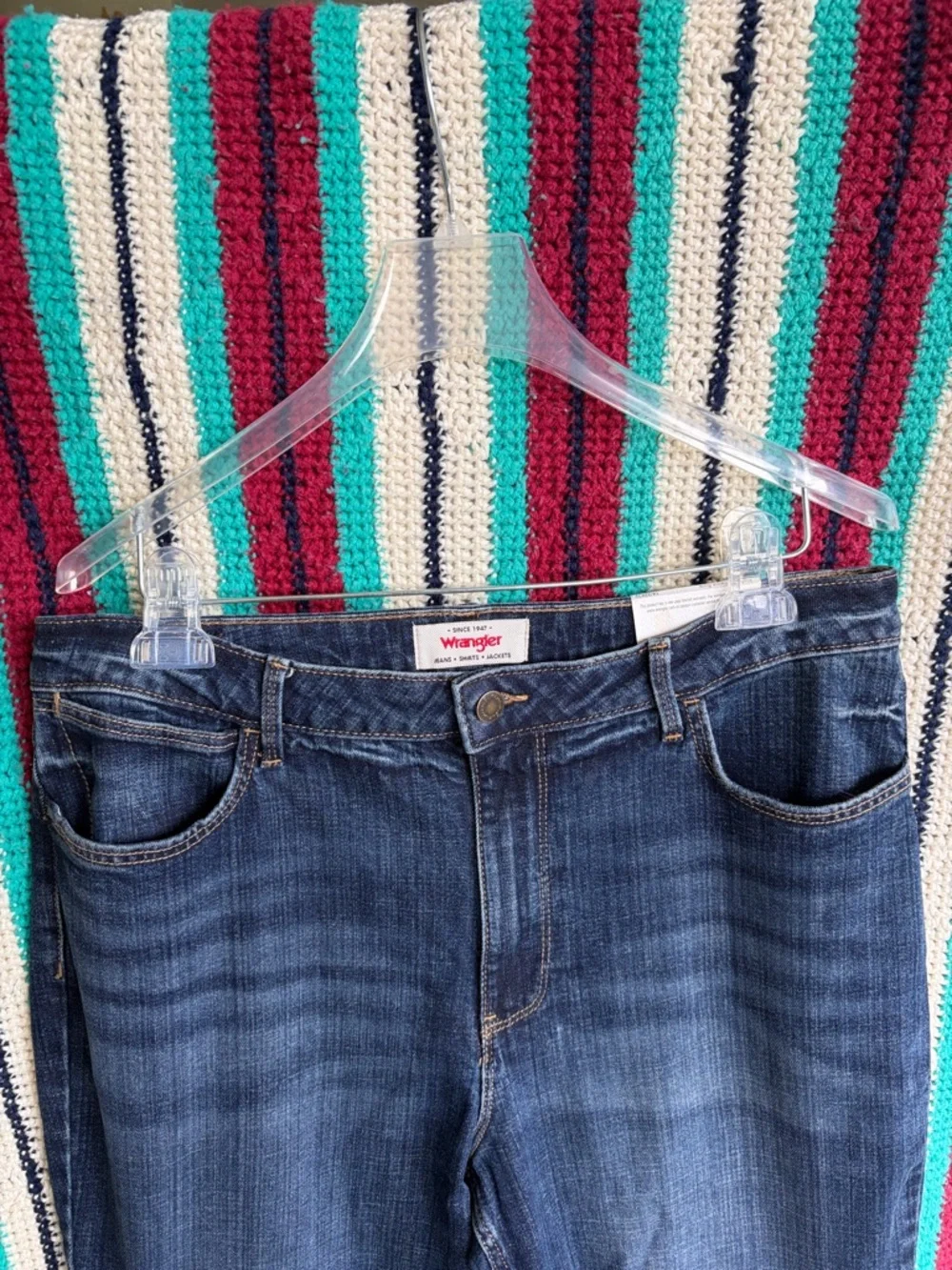 Women’s High rise Flare Wrangler jeans, sz 14, 32x32